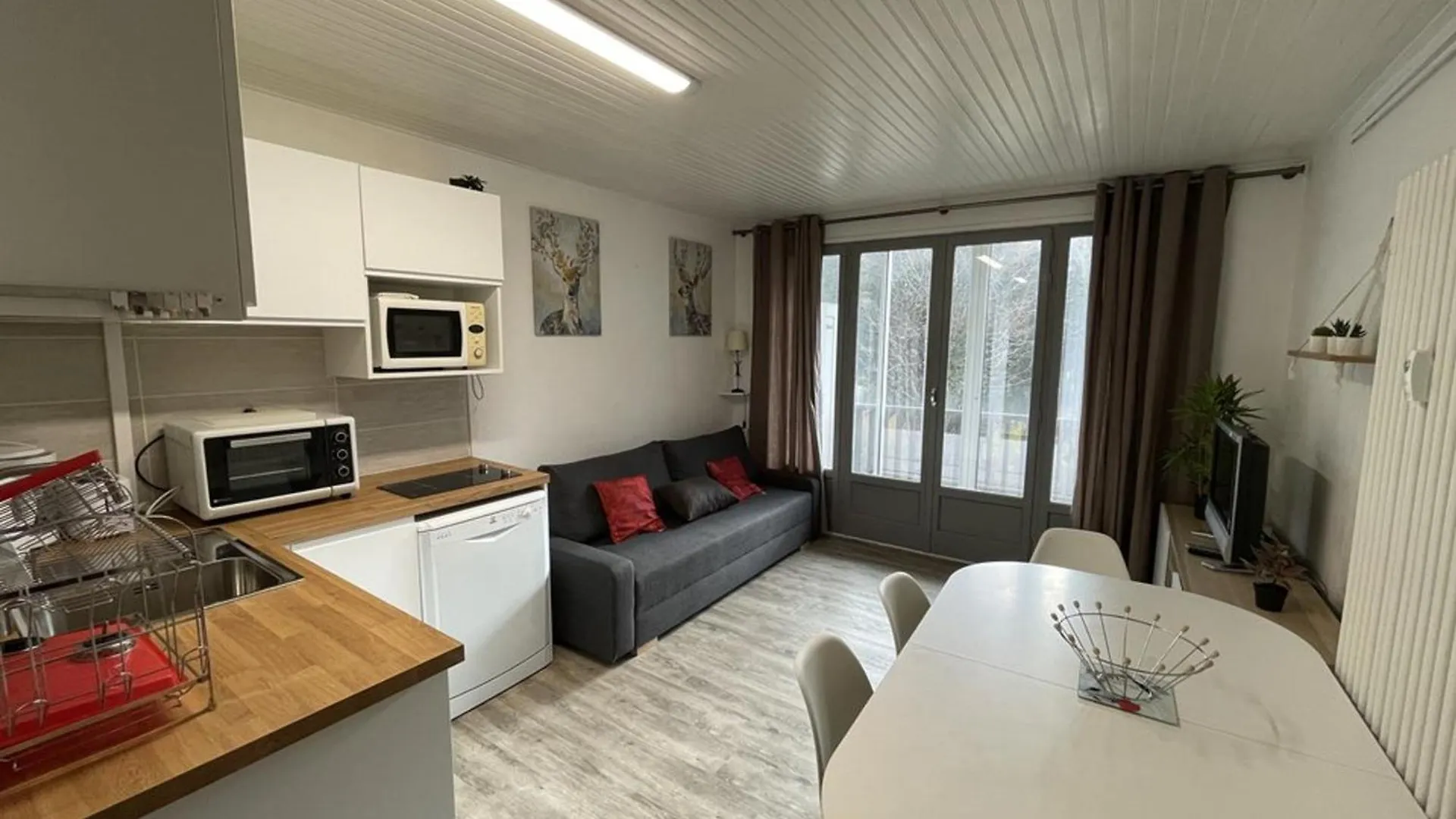 Studio Cosy, Balcon, Parking, Animaux Ok, Proche Pistes - Fr-1-787-17 Laveissiere